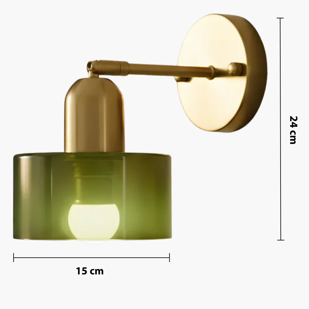 Kleurrijke glazen wandlamp in Bauhaus-stijl