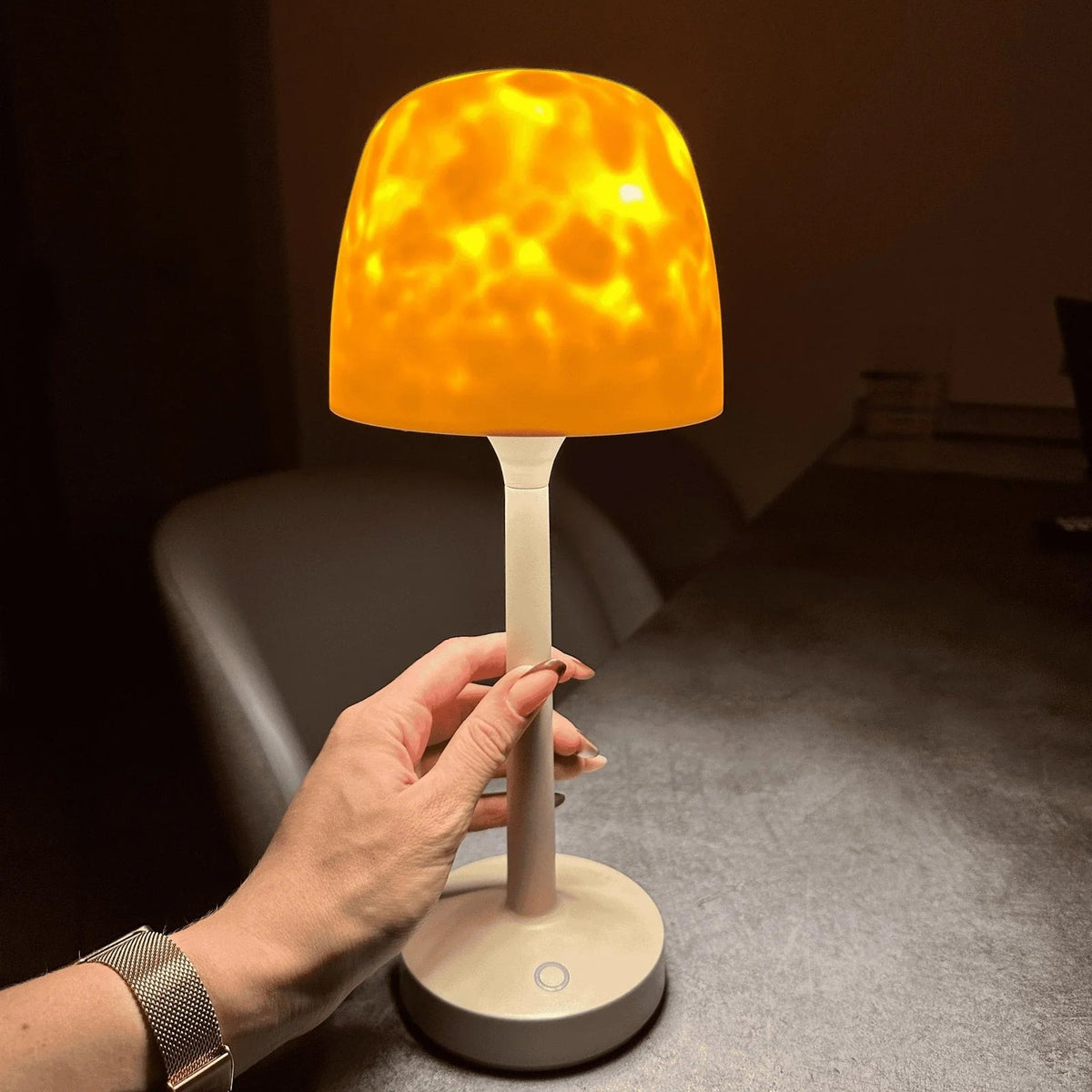 Doreth minimalistische albasten tafellamp