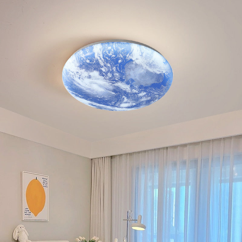 Plafondlamp in art-decostijl geïnspireerd op de maan