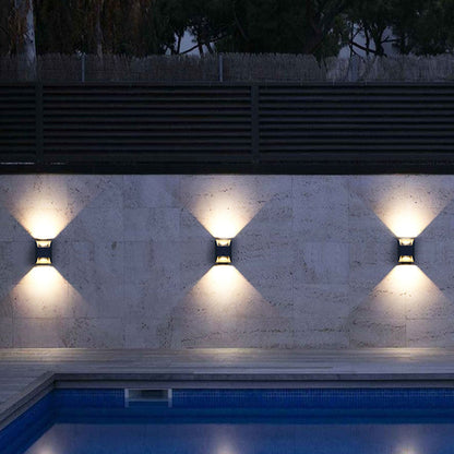Architecturale buitenwandlamp met op- en neerwaarts licht