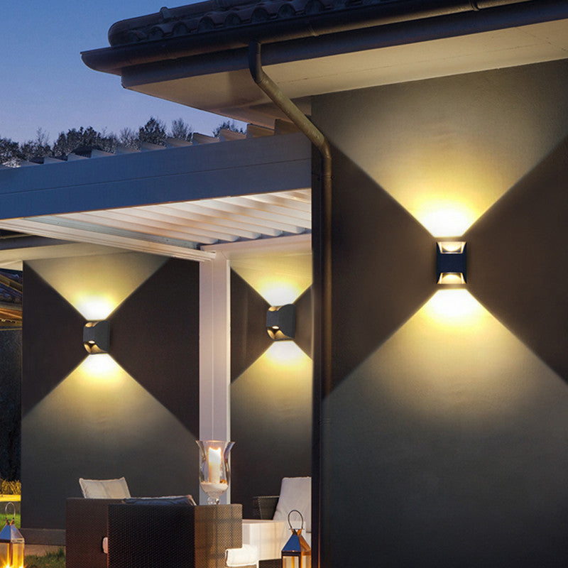 Architecturale buitenwandlamp met op- en neerwaarts licht