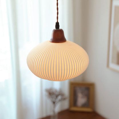 Met de hand gemaakte witte keramische lamp