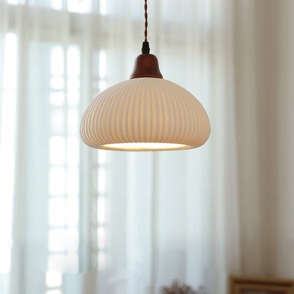 Met de hand gemaakte witte keramische lamp