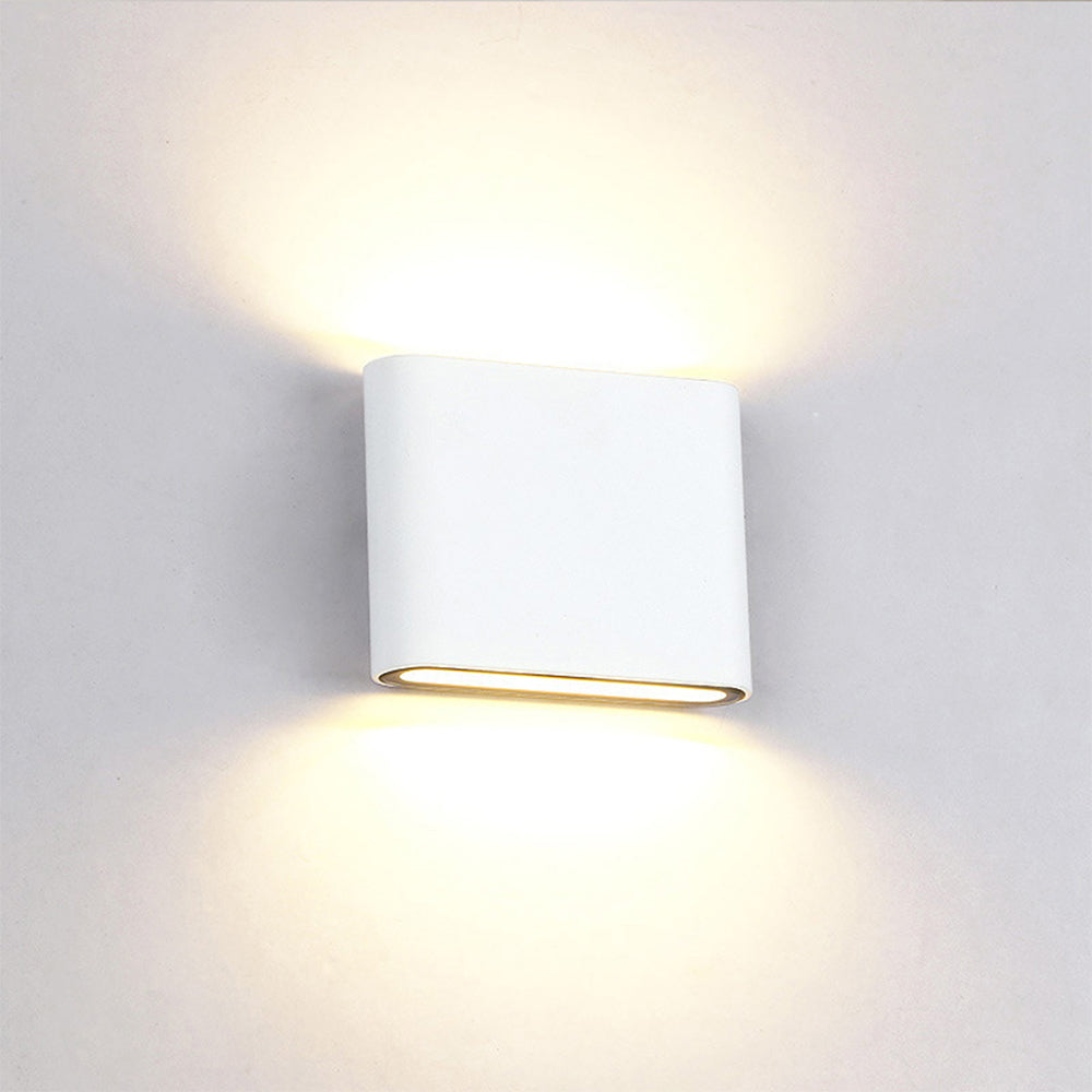 Moderne waterdichte op-en-neer buitenlamp
