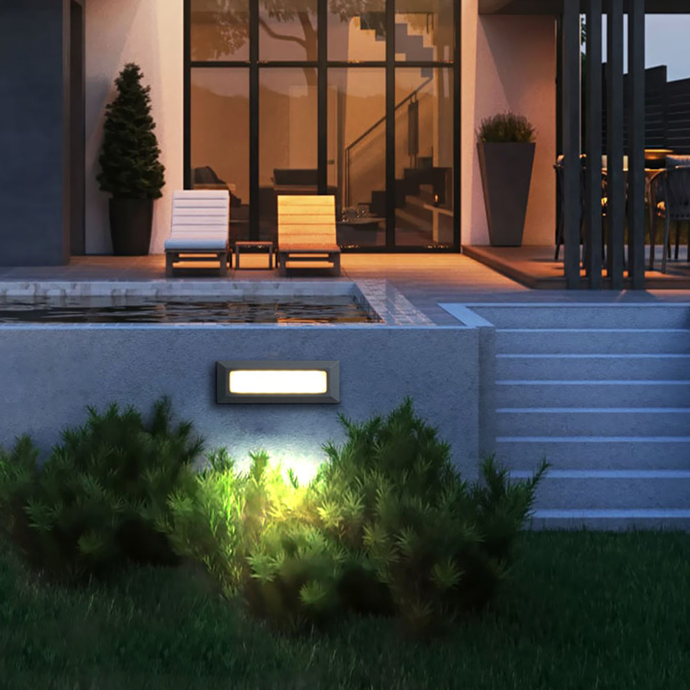Moderne LED buitenverlichting voor terras en trap