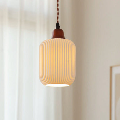 Met de hand gemaakte witte keramische lamp