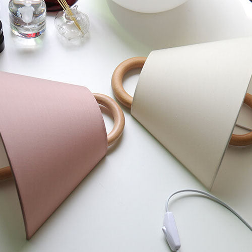 Moderne geplooide wandlamp