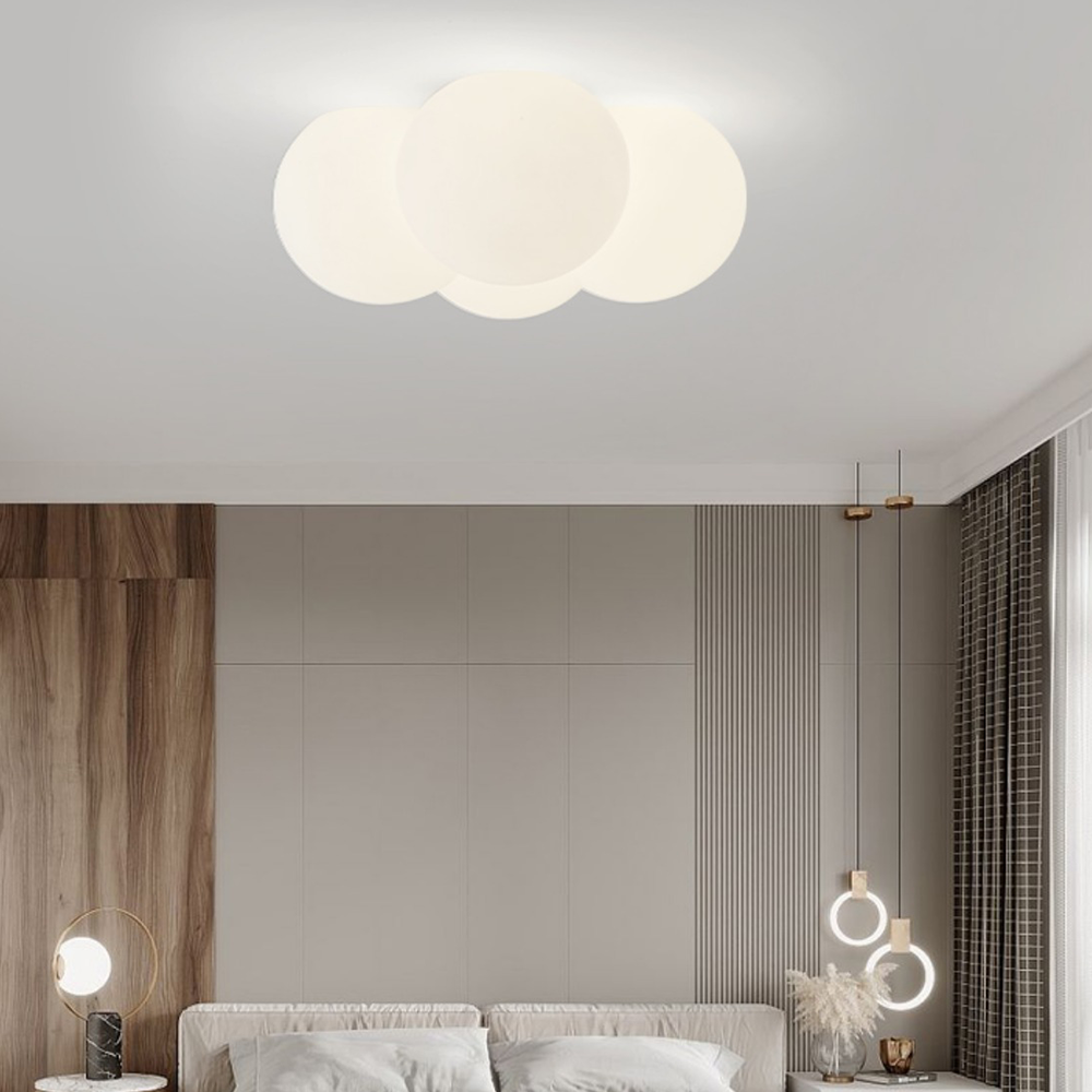 Noordse plafondlamp geïnspireerd op wolken