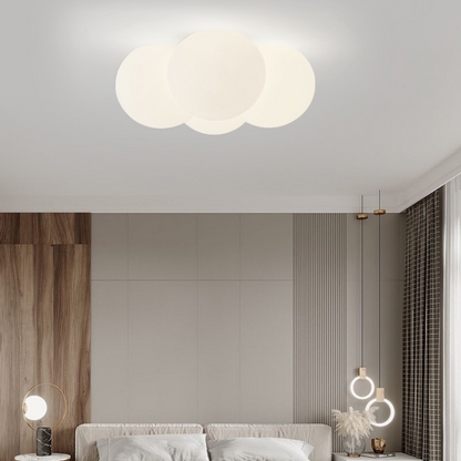 Noordse plafondlamp geïnspireerd op wolken