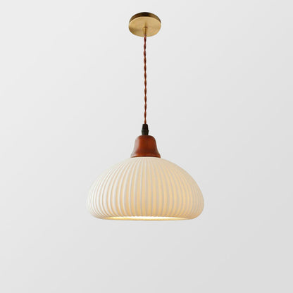 Met de hand gemaakte witte keramische lamp