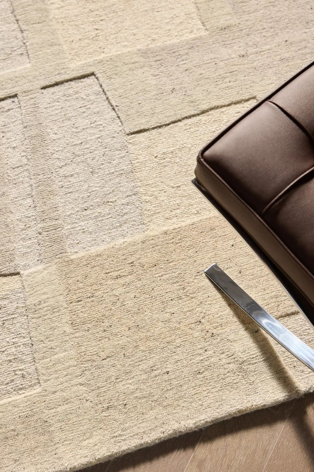 Beige met de hand geknoopte wollen vloerkleed