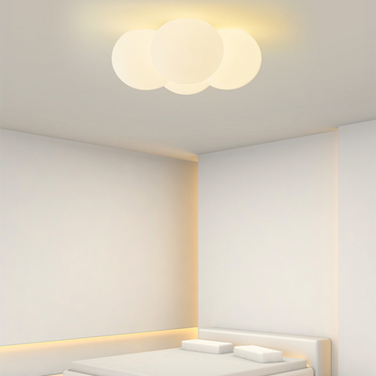Noordse plafondlamp geïnspireerd op wolken