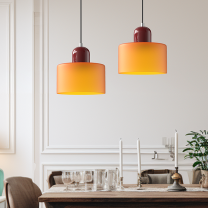 Kleine glazen hanglamp in Bauhaus-stijl