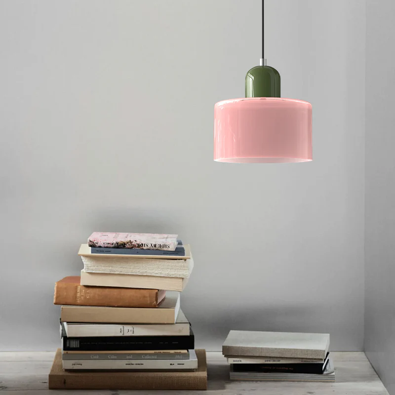Kleine glazen hanglamp in Bauhaus-stijl