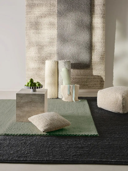 Handgeweven wollen vloerkleed Bubble