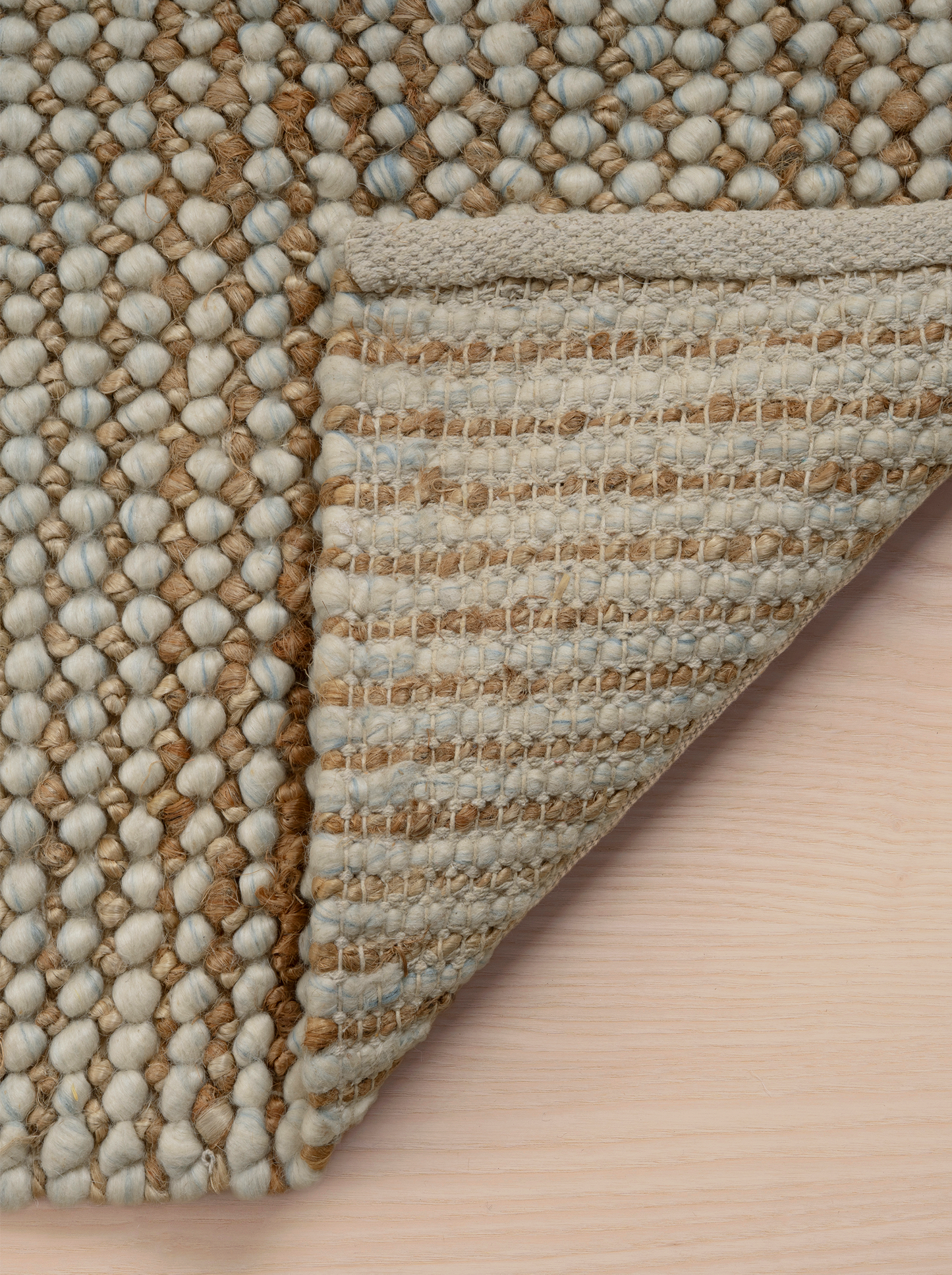 Beige wool-jute rug