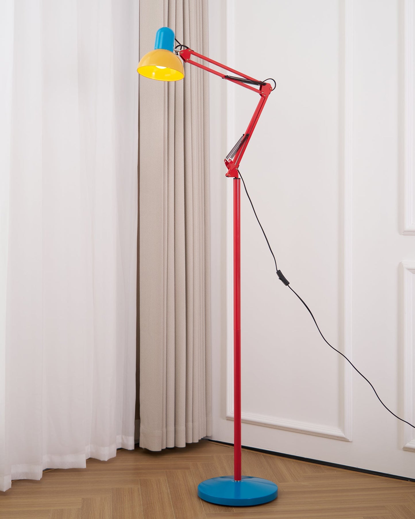 Artistieke moderne staande lamp