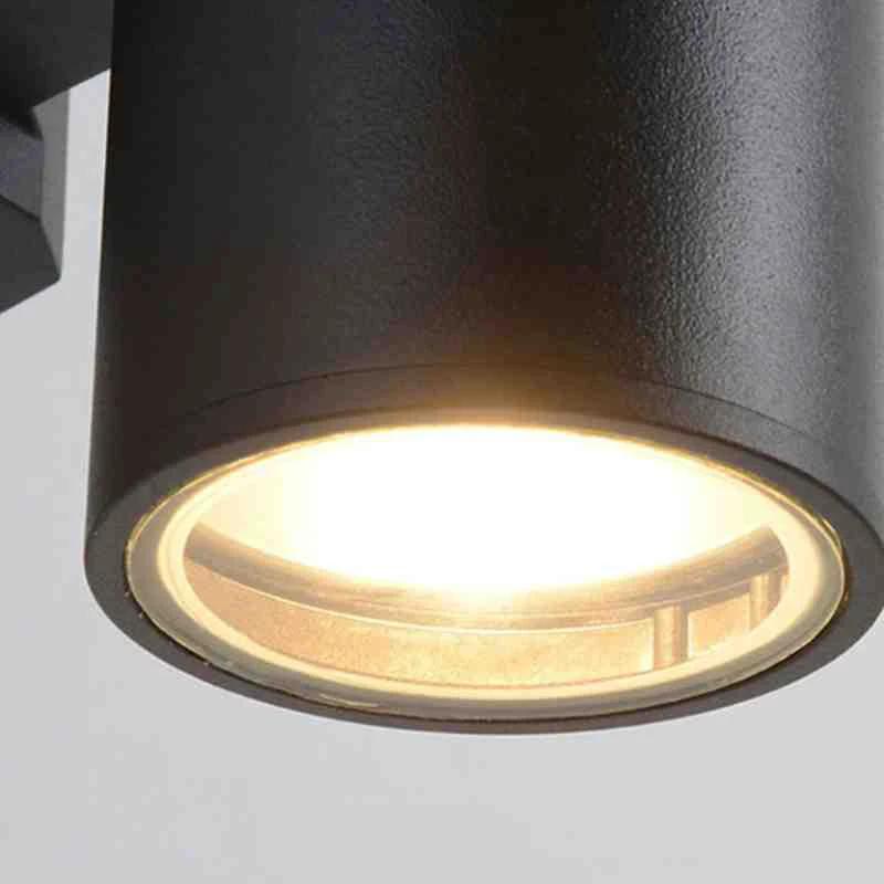 Moderne waterdichte LED-buitenmuurverlichting met op- en neerwaartse lichtbundel