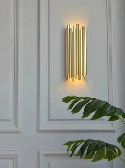 Moderne messing buis wandlamp