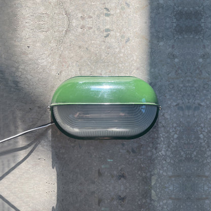 Industriële buitenmuurlamp met geribbeld glas