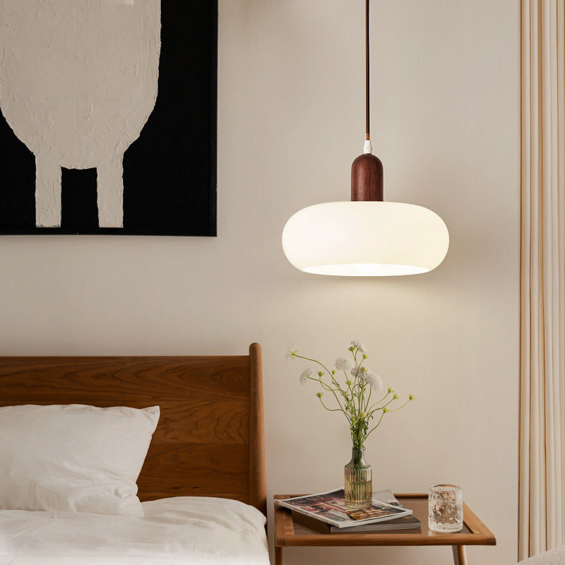 Scandinavische hanglamp in crème