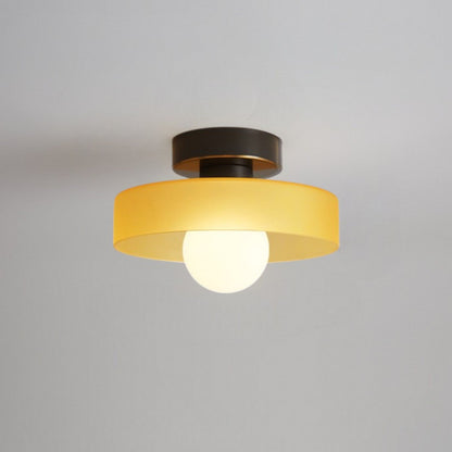 Moderne plafondlamp in Bauhaus-stijl