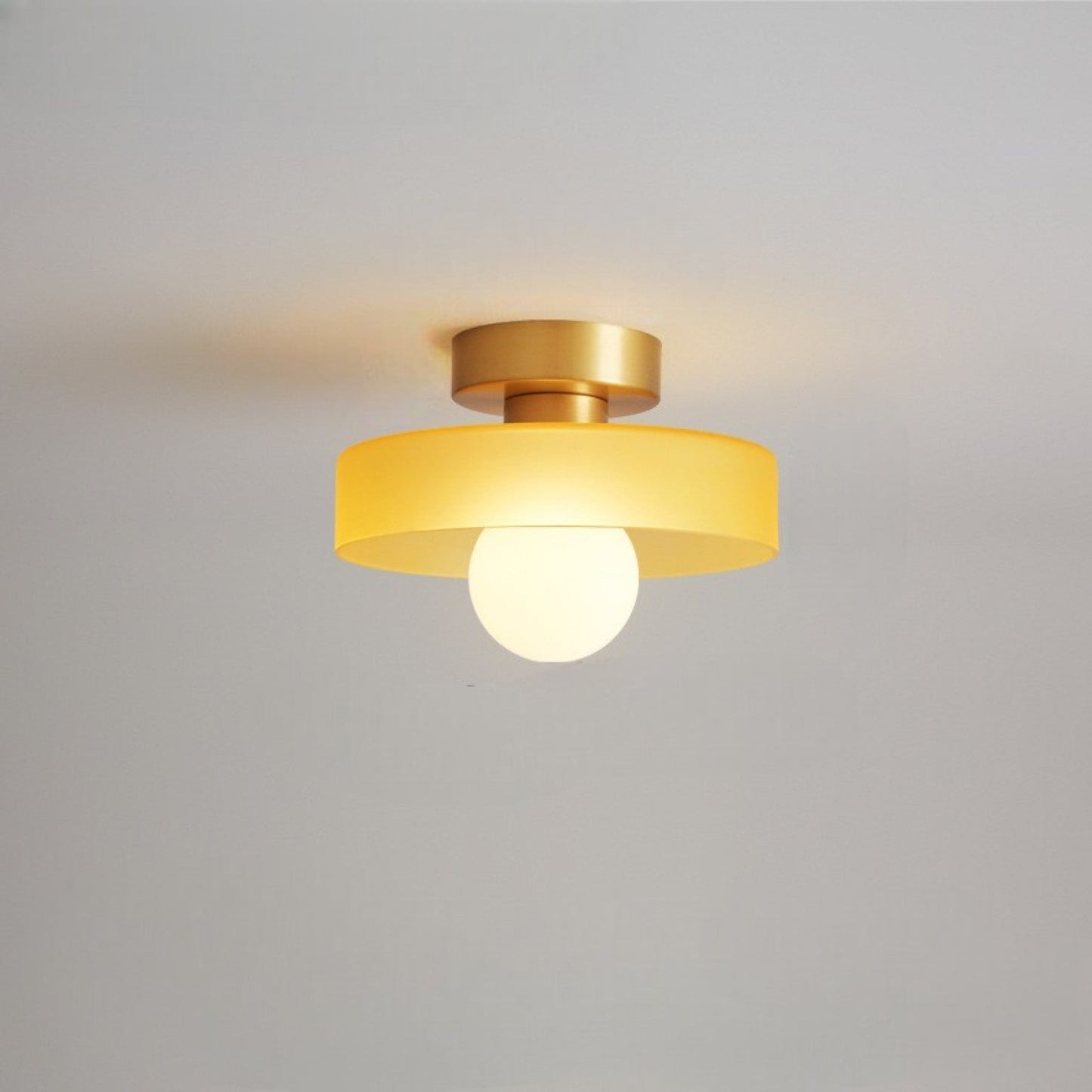 Moderne plafondlamp in Bauhaus-stijl