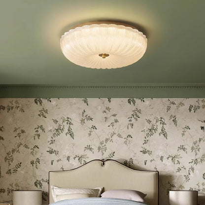 Moderne plafondlamp van geribbeld glas
