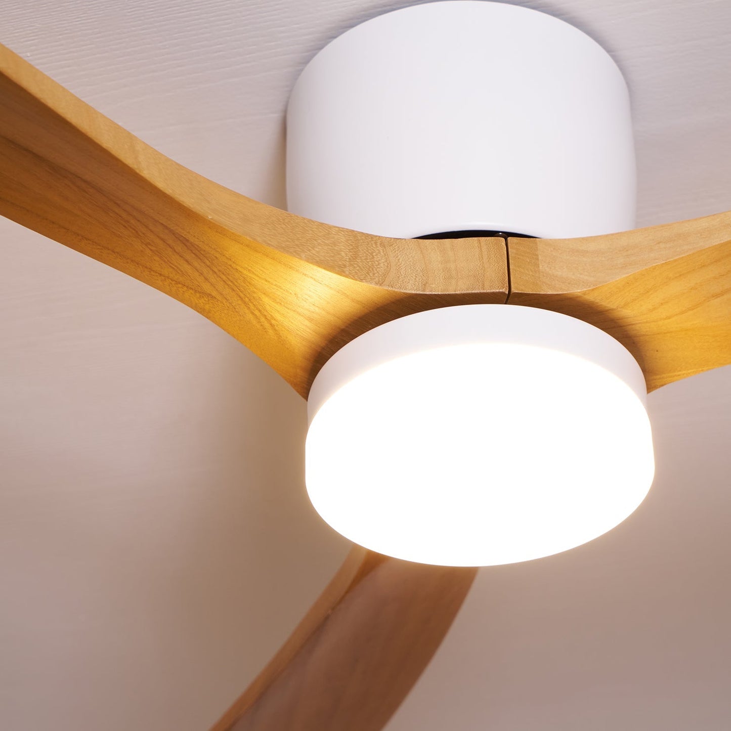 Moderne houten LED plafondventilator met licht