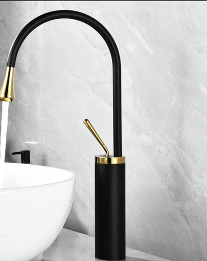 Elegante Waskraan – Modern Ontwerp & Hoogwaardige Vakmanschap