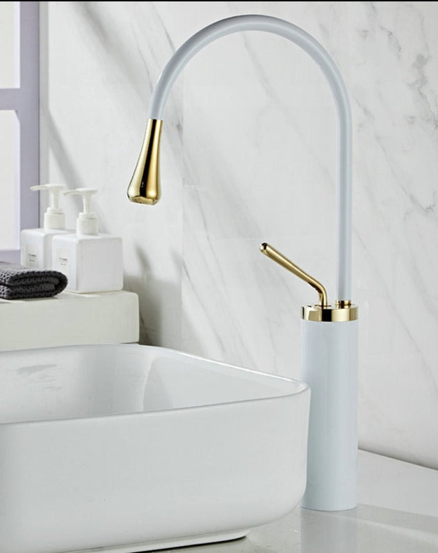 Elegante Waskraan – Modern Ontwerp & Hoogwaardige Vakmanschap