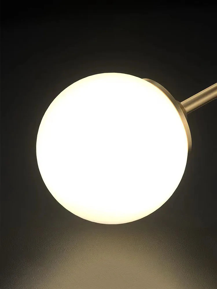 Gouden glazen bol tafellamp