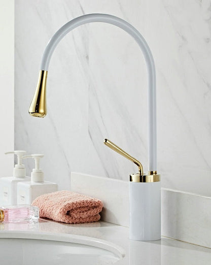 Elegante Waskraan – Modern Ontwerp & Hoogwaardige Vakmanschap
