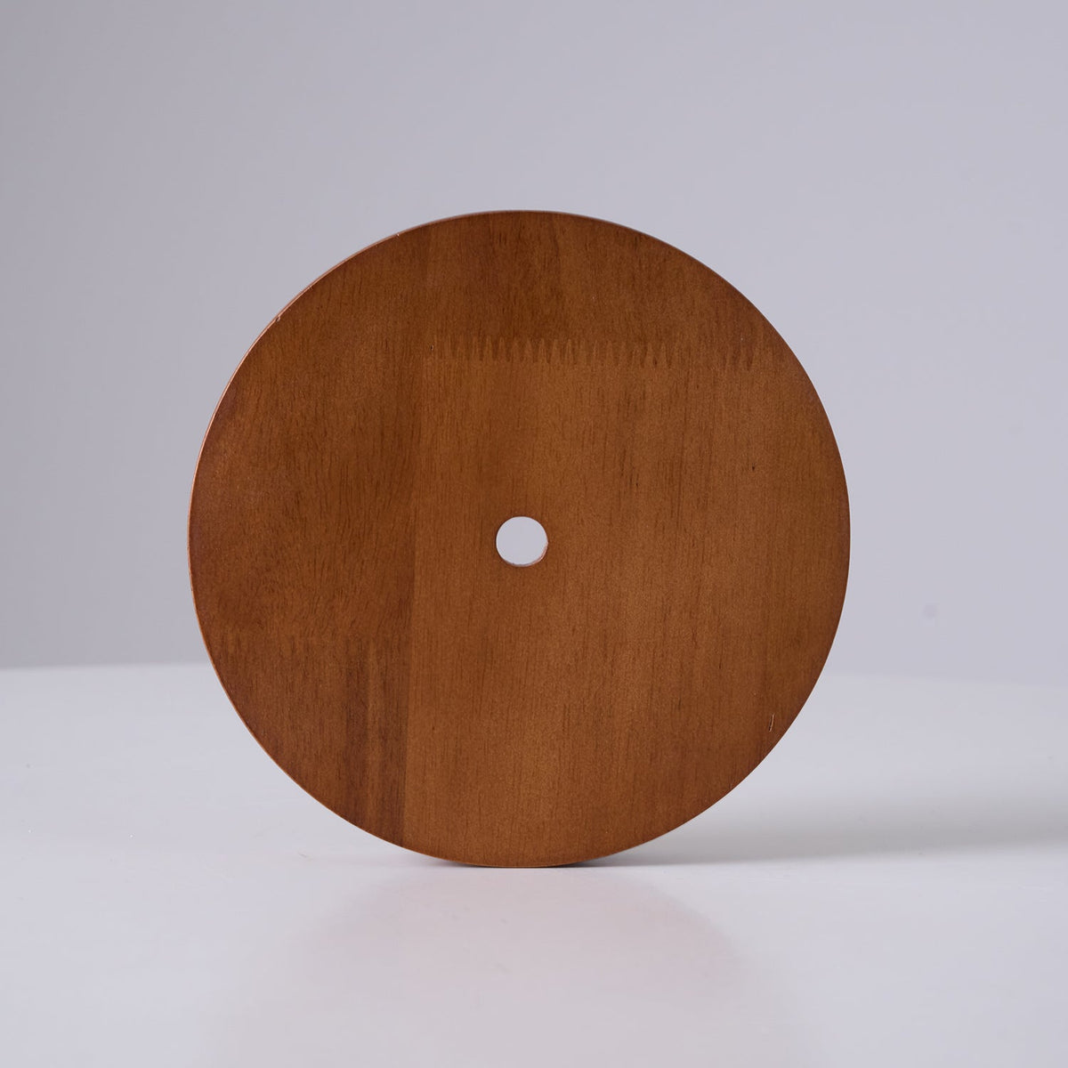 Moderne glazen hanglamp van travertin