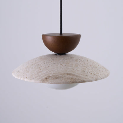 Moderne glazen hanglamp van travertin