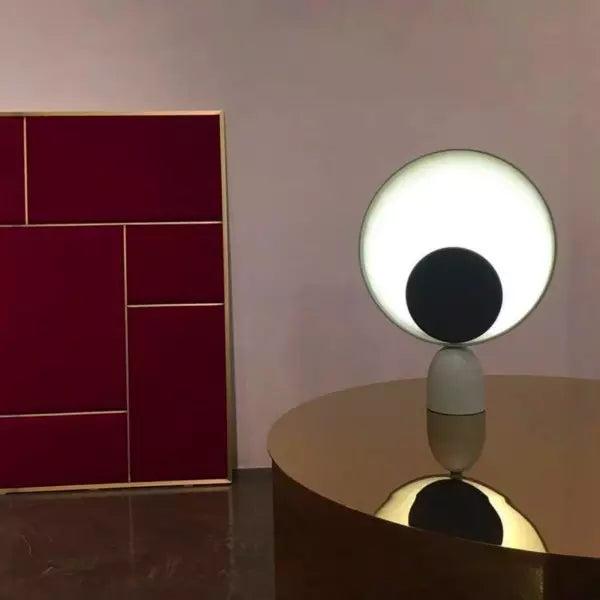 Beeldhouwkundige kom tafellamp