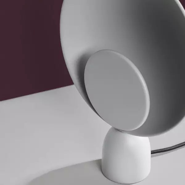 Beeldhouwkundige kom tafellamp