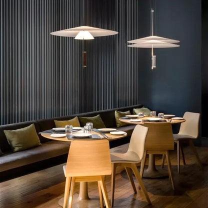 Sculpturale meerlaagse hanglamp