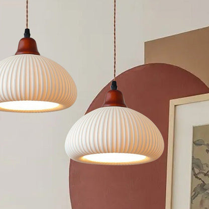 Met de hand gemaakte witte keramische lamp