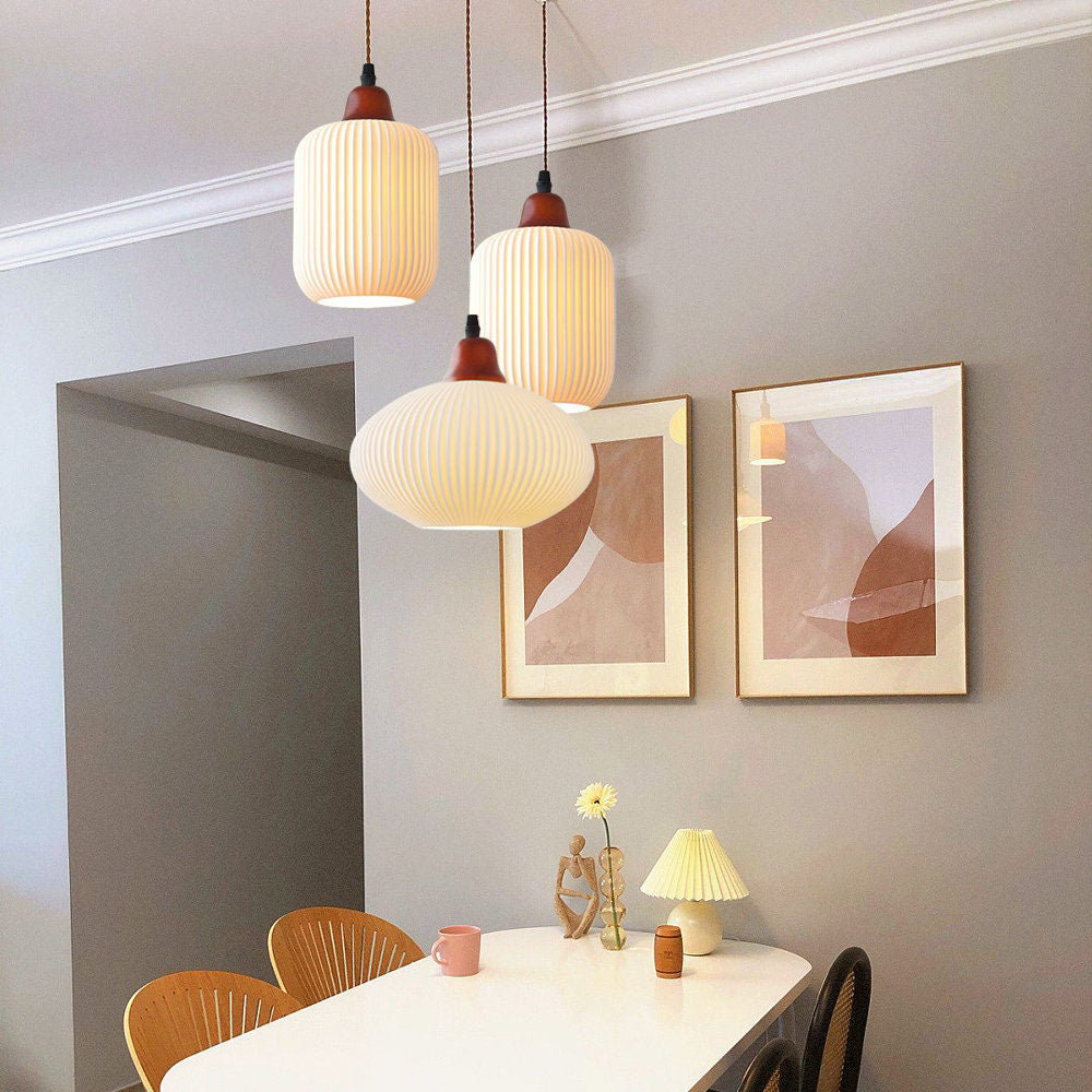 Met de hand gemaakte witte keramische lamp