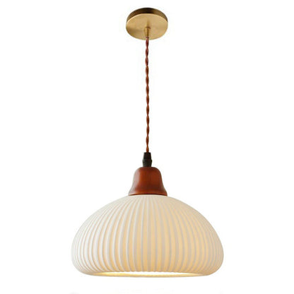 Met de hand gemaakte witte keramische lamp