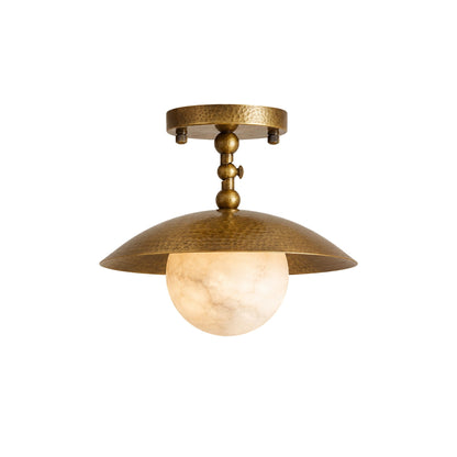 Platte plafondlamp met gehamerde koepel