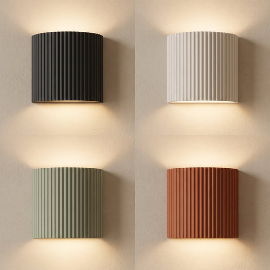 Wandlamp met geribbelde zuil