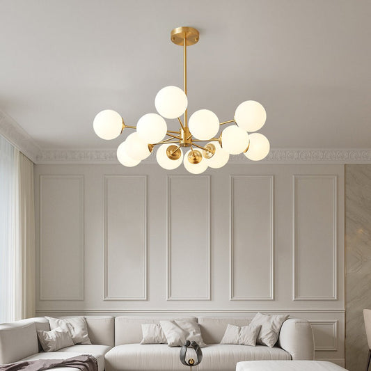 Spheralis mid-century kroonluchter van messing en opaalglas