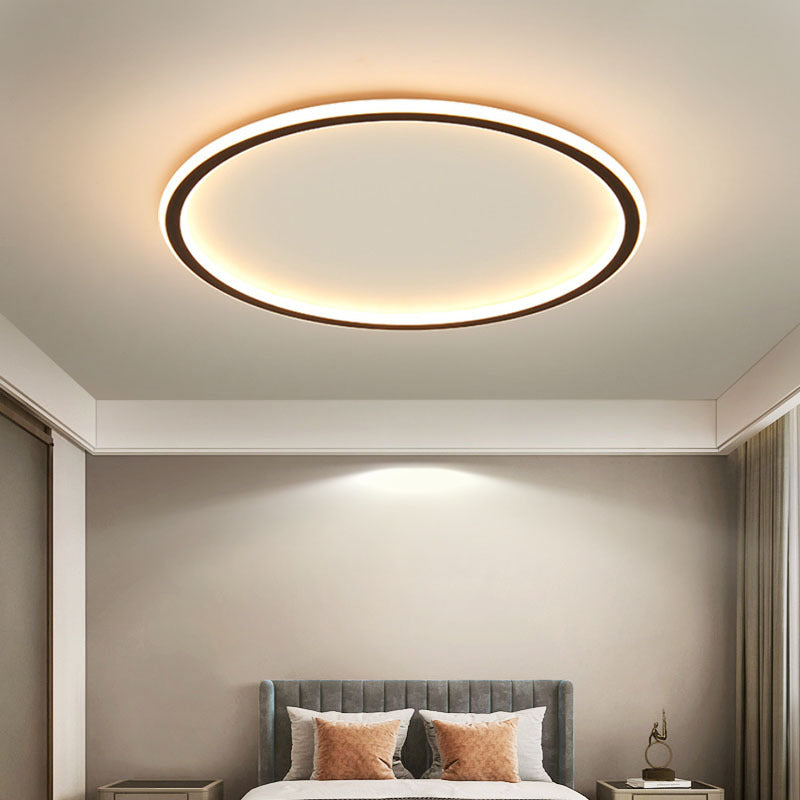 Solvane Scandinavische plafondlamp van aluminium, vlak gemonteerd