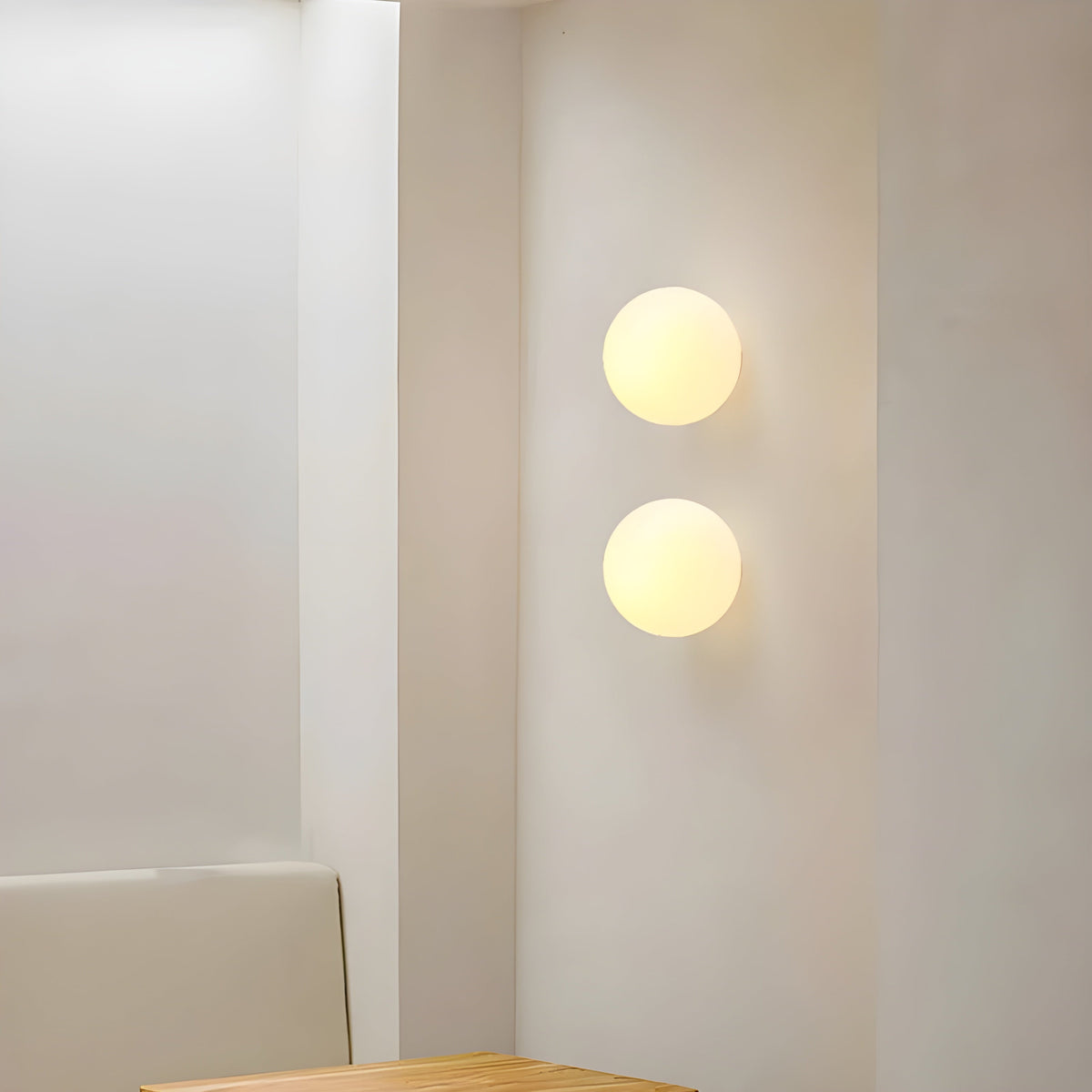Orbelle minimalistische wandlamp van matglas