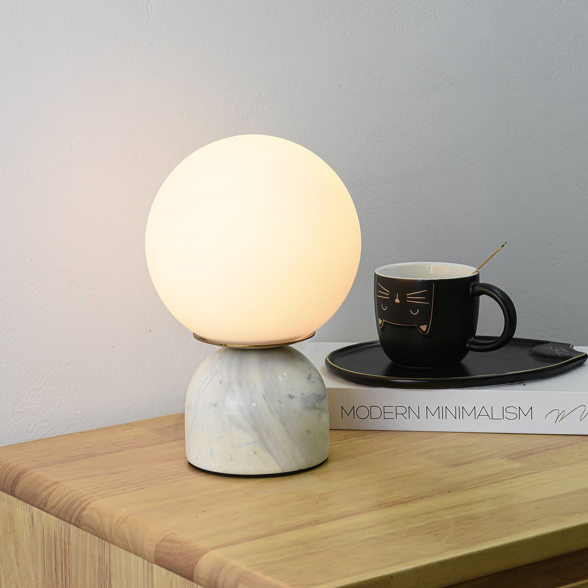 Ulvane minimalistische marmeren tafellamp