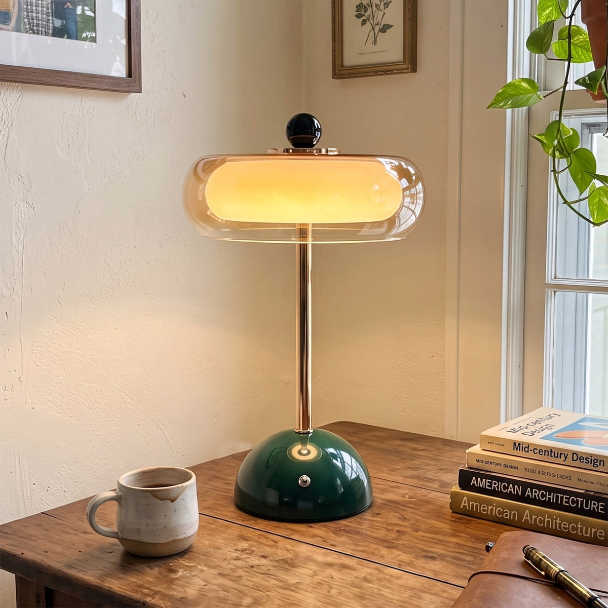 Quorren art-deco glazen tafellamp