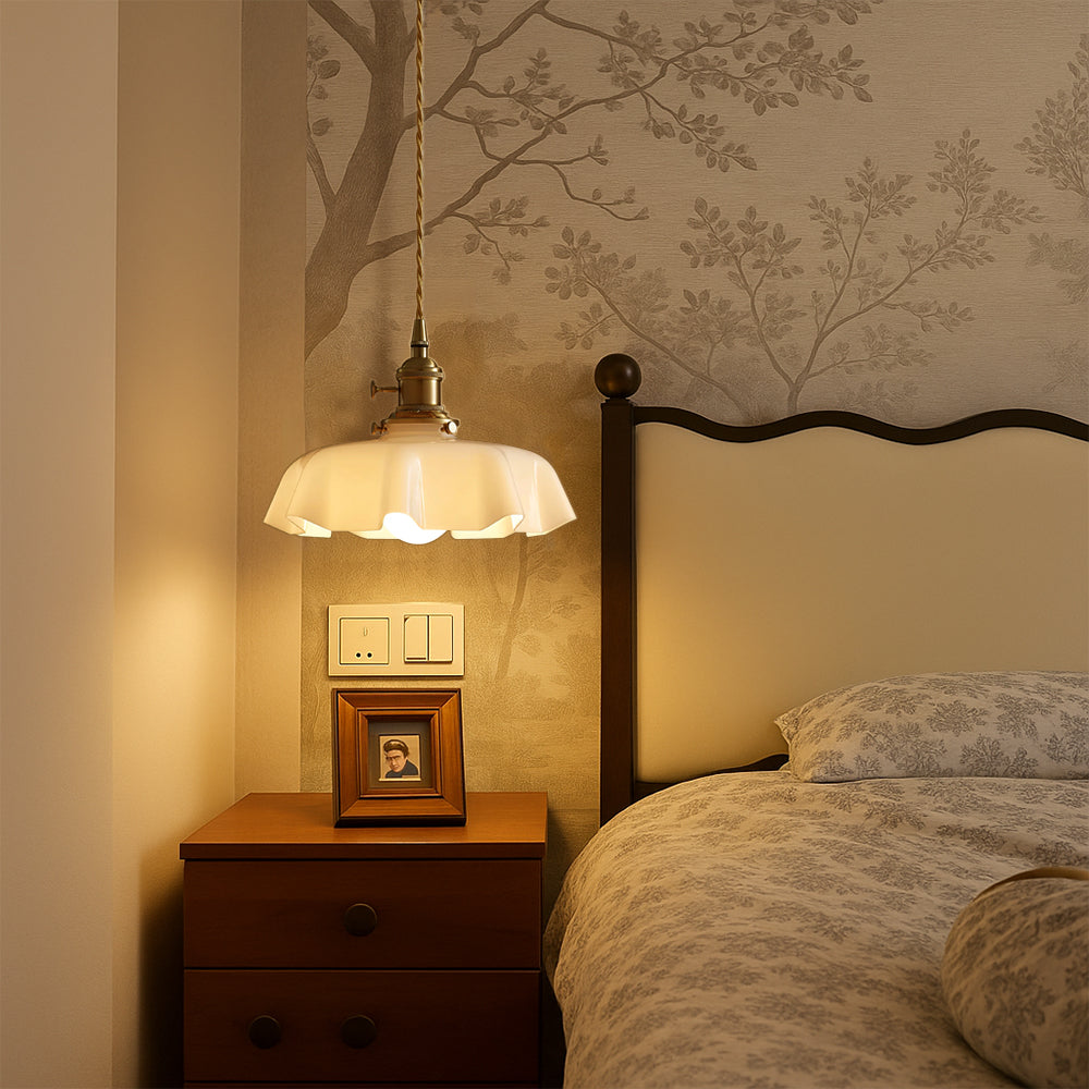 Coquille Franse hanglamp van geschulpt glas
