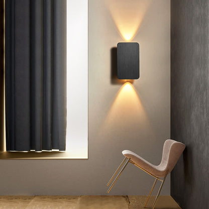 Nyxora minimalistische rechthoekige metalen wandlamp